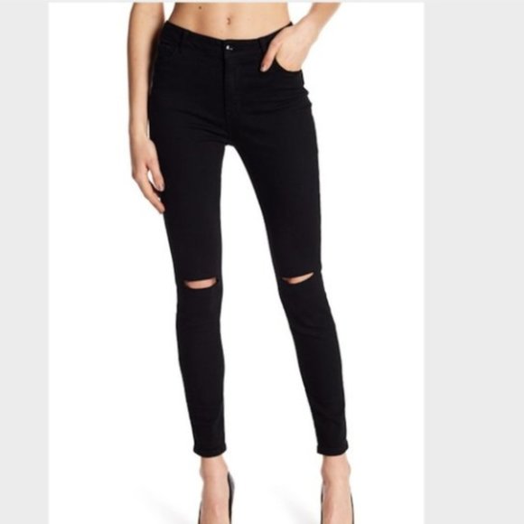 Nanette Lepore Denim - NWT Nanette Lepore Gramercy Black Skinny Demin Jeans W/ Slit Knees Size 2
